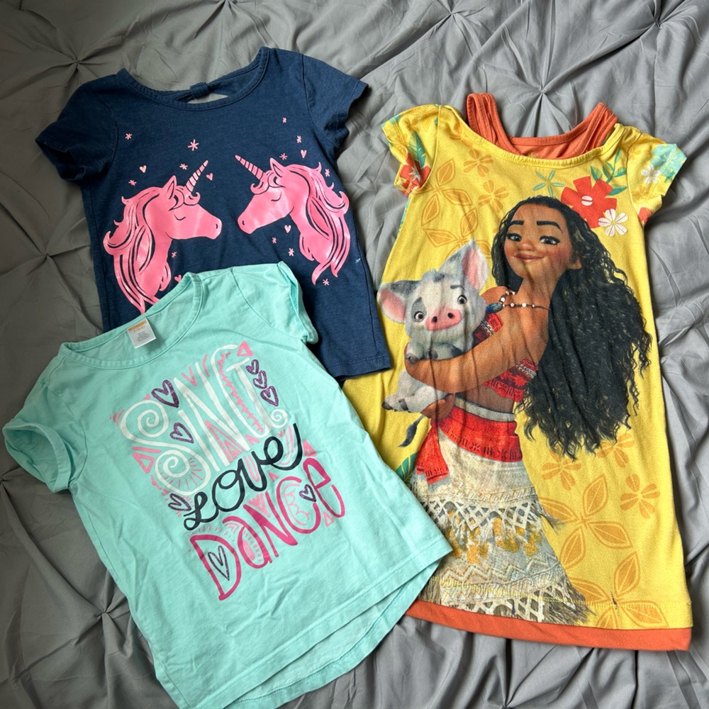 Bundle - 3pc - 1 nightgown and 2 tshirts
